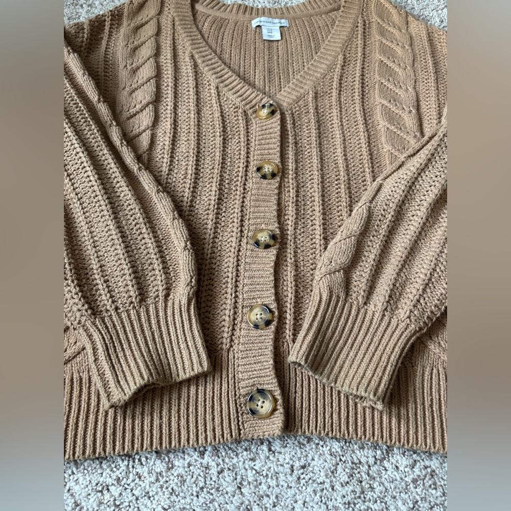 Cupcakes & Cashmere  Tan-Camel Cardigan Sweater Cable Knit Preppy Women’s Medium - Picture 6 of 8